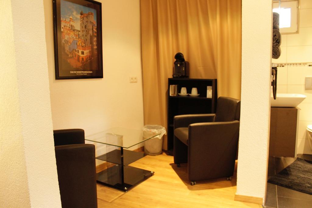 Fe Wo Am Alten Rathaus Andernach Habitación foto